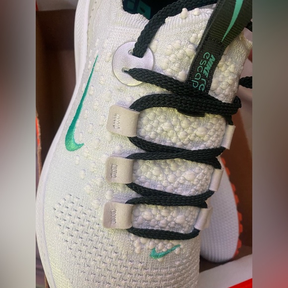 Wmns Nike react escape RN FK SOZE 10.5 NWB - Picture 8 of 9